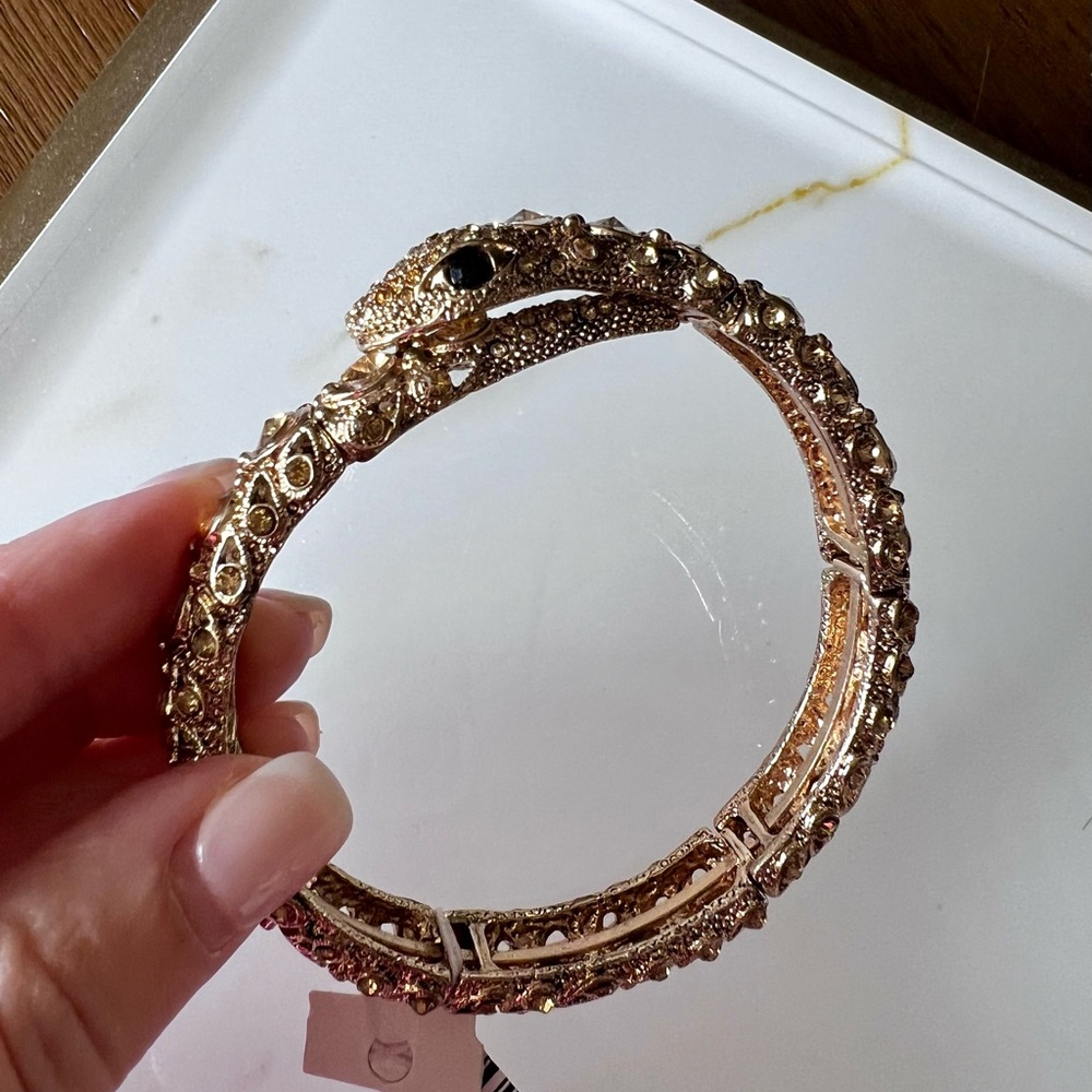 Elegant Gold Snake Bracelet